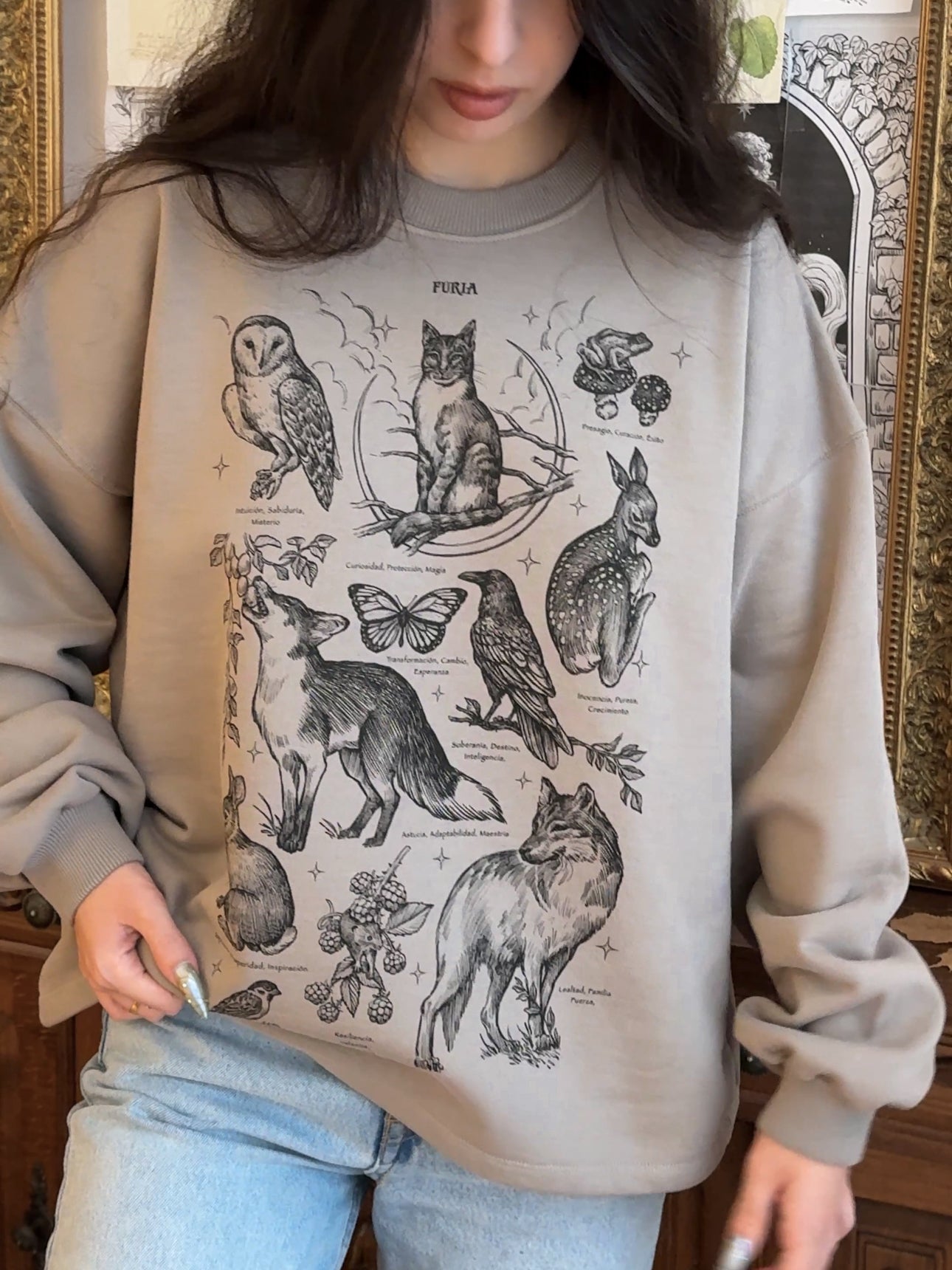 Familiars Animals Sweatshirt©