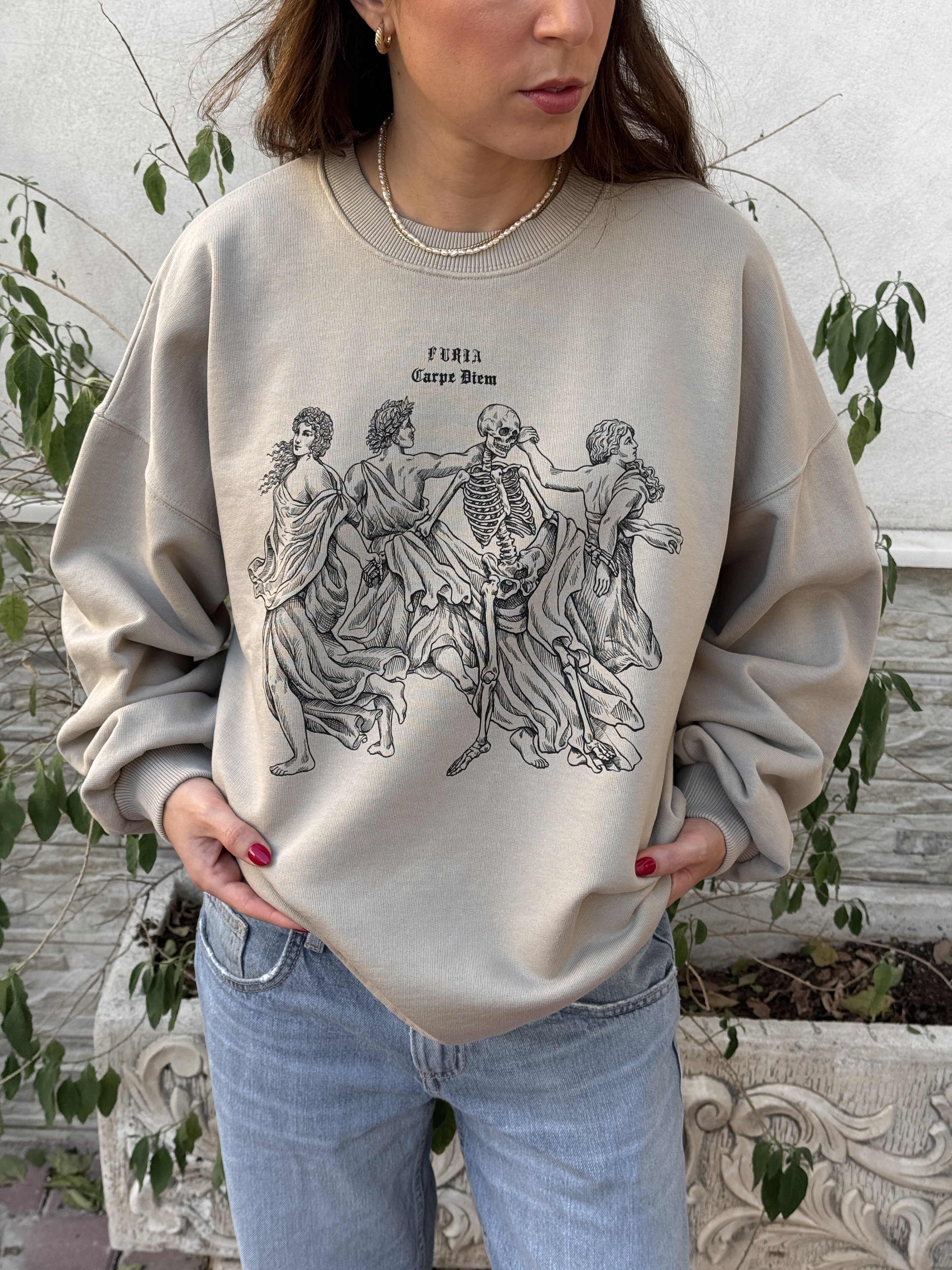 Sudadera Vanitas© (Disponible Domingo 11)
