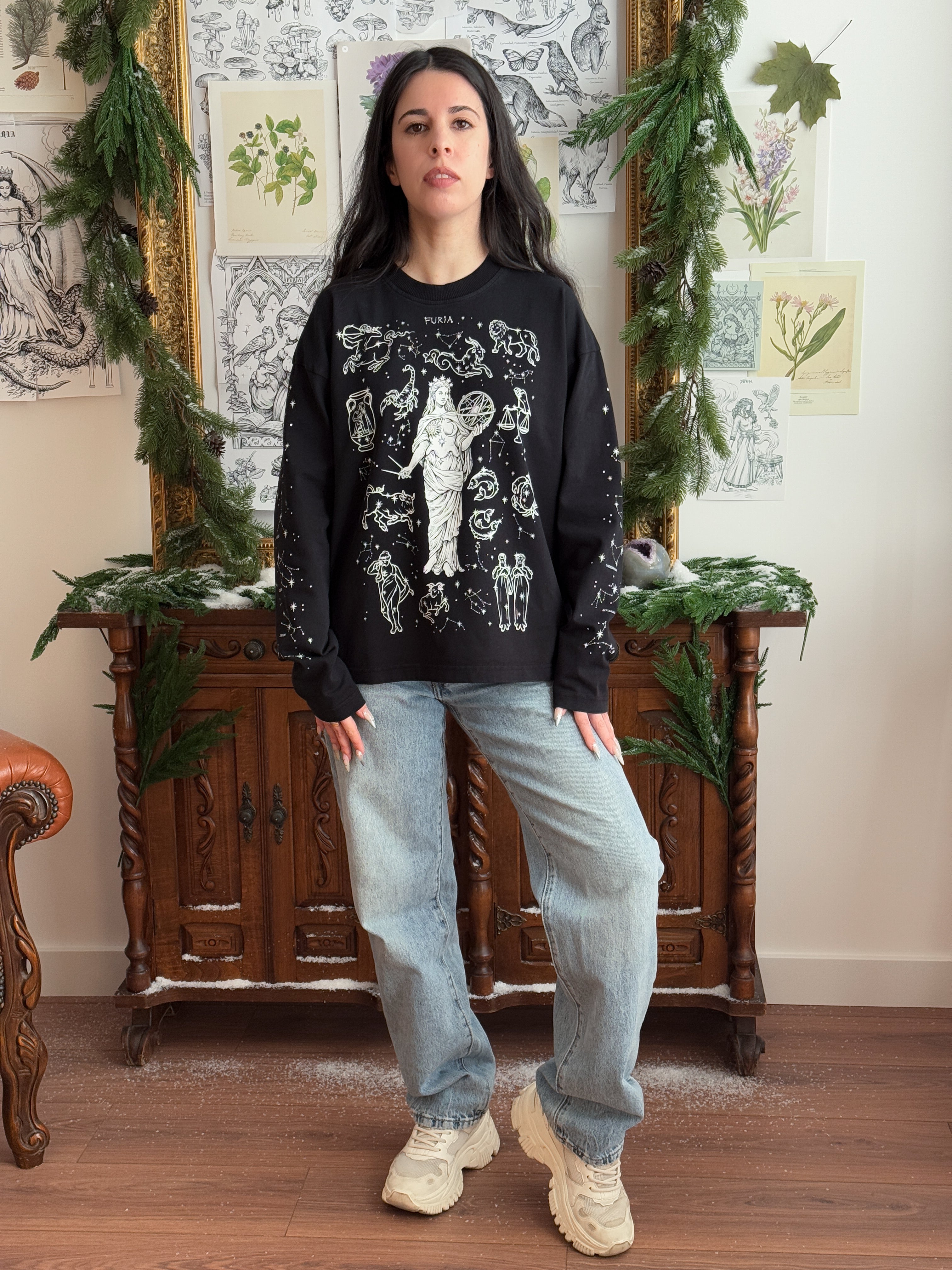 Urania© (Disponible Domingo 7)