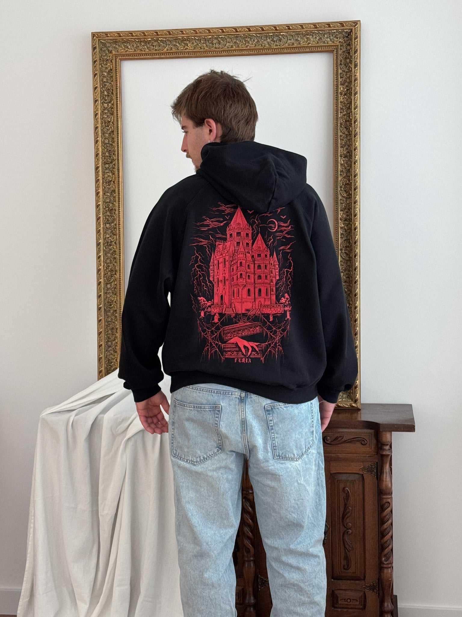 Hoodie Noche Eterna© (Disponible 8 de Febrero)