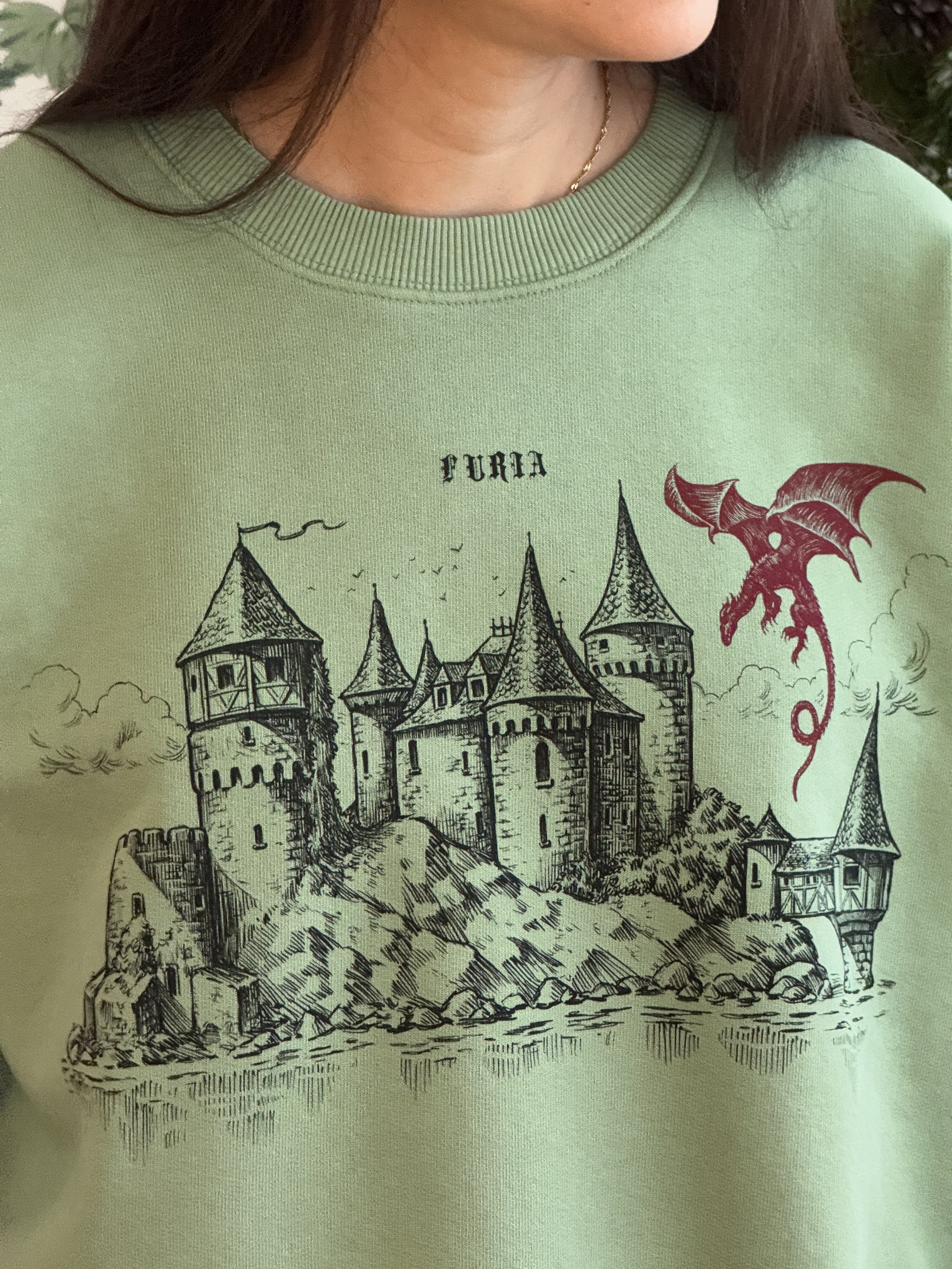 Sudadera Dragón© (Disponible Domingo 7)