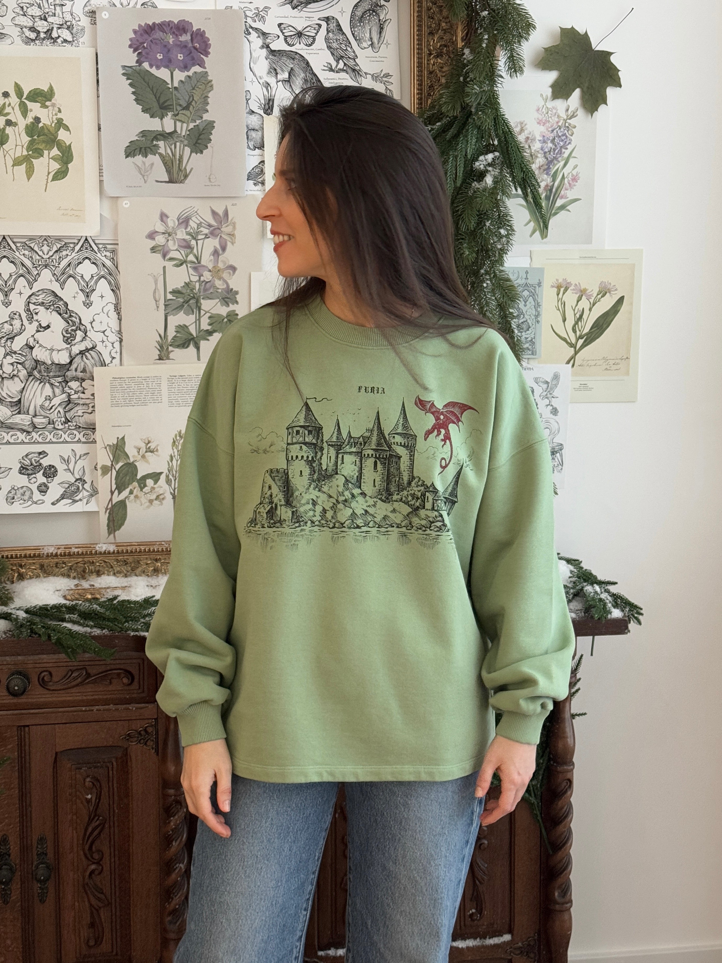 Sudadera Dragón© (Disponible Domingo 7)