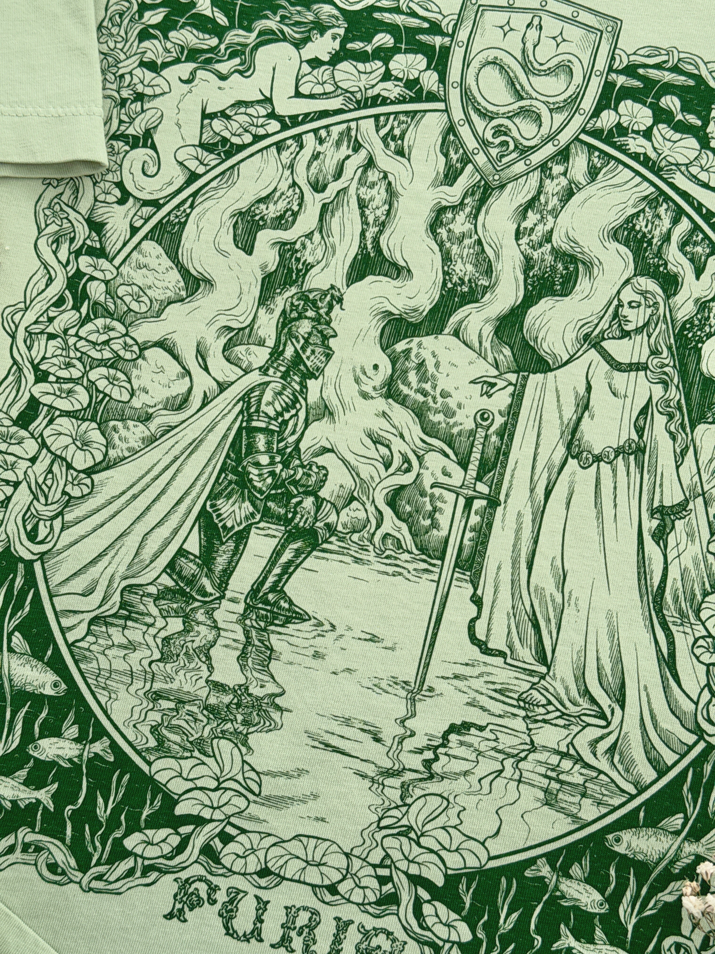 Dama del Lago© (Disponible Domingo 7)