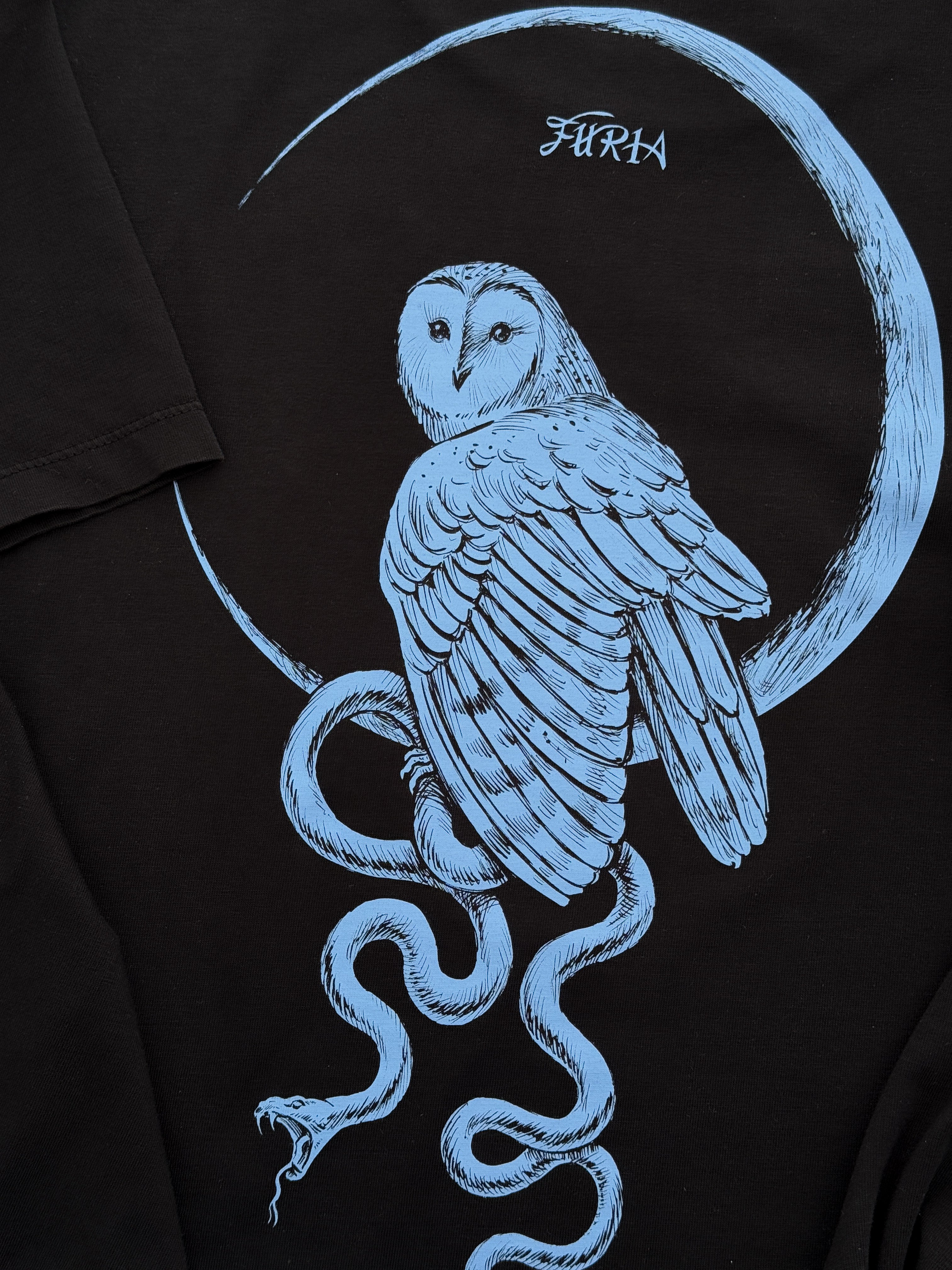 Black Hecate© (Available Sunday 7)