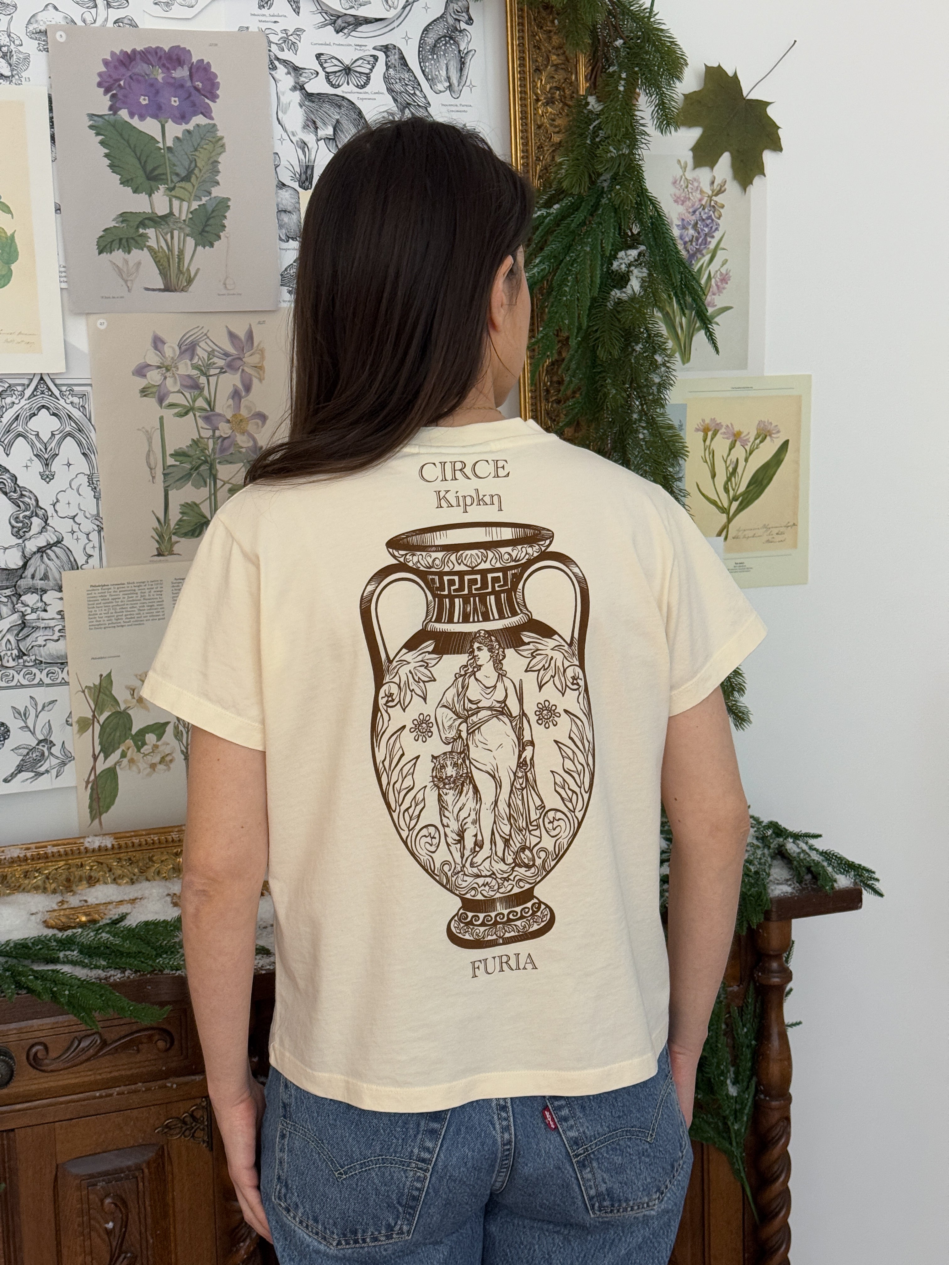 Circe® (Disponible domingo 7)