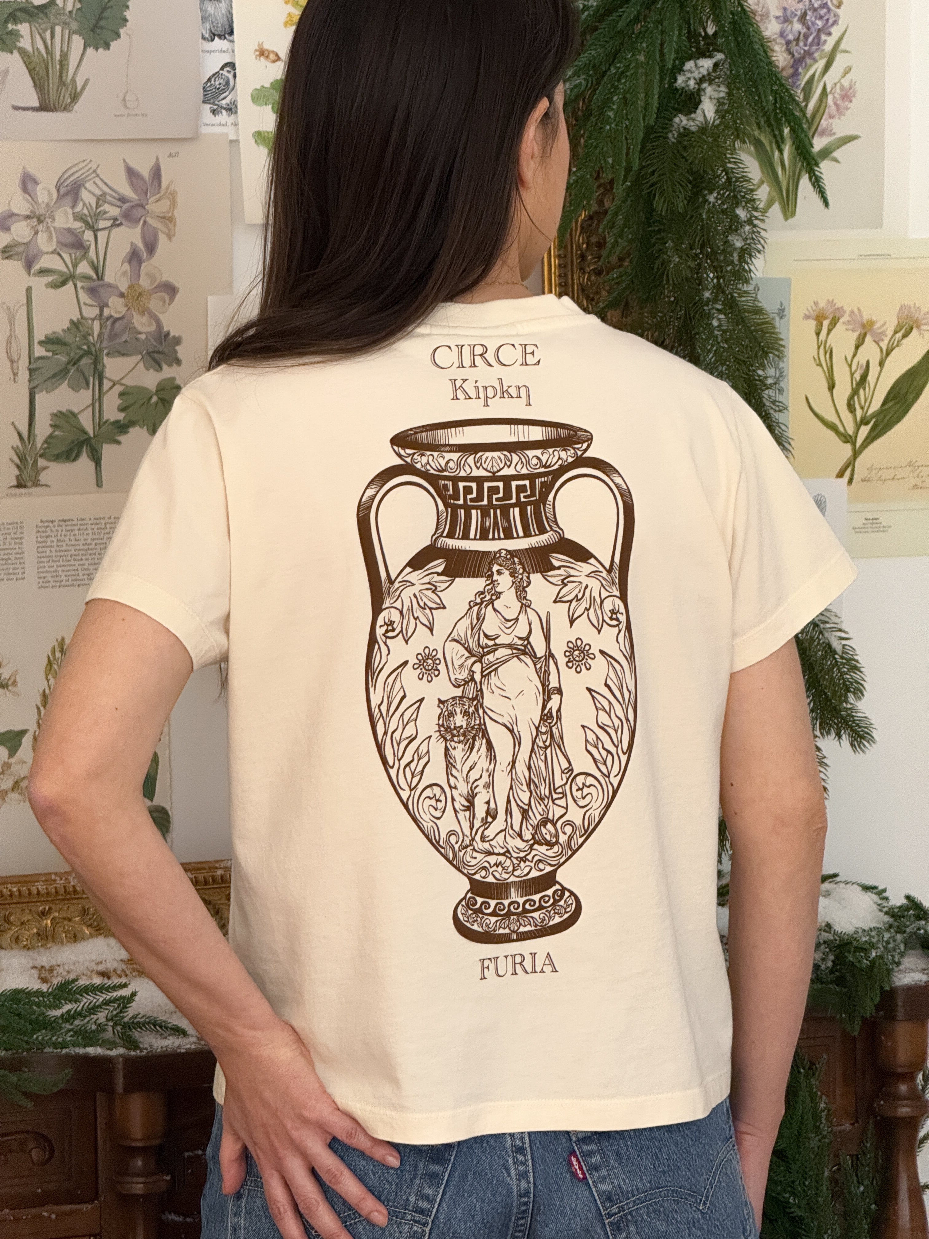 Circe® (Disponible domingo 7)