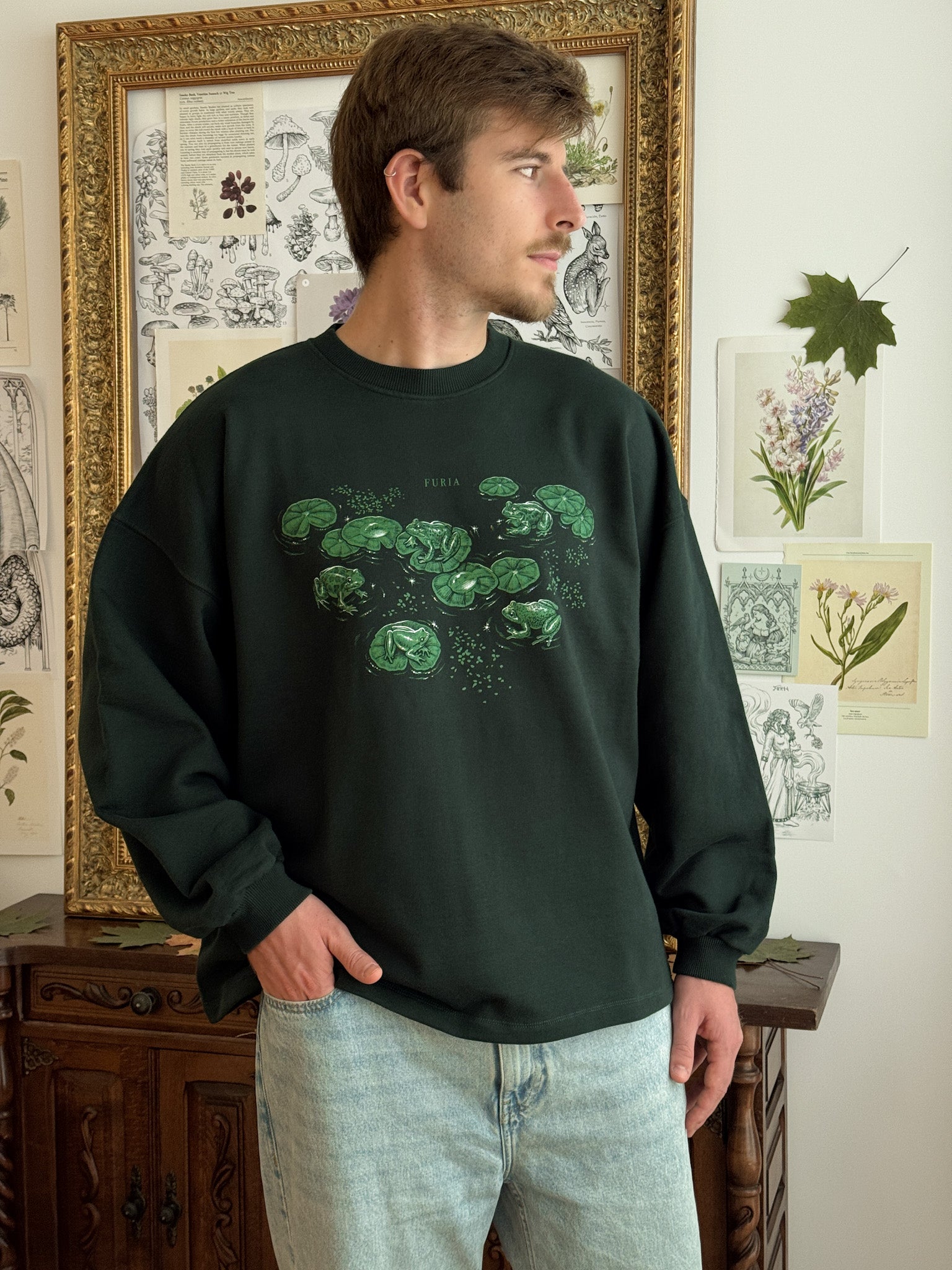 Frogs Sweatshirt©