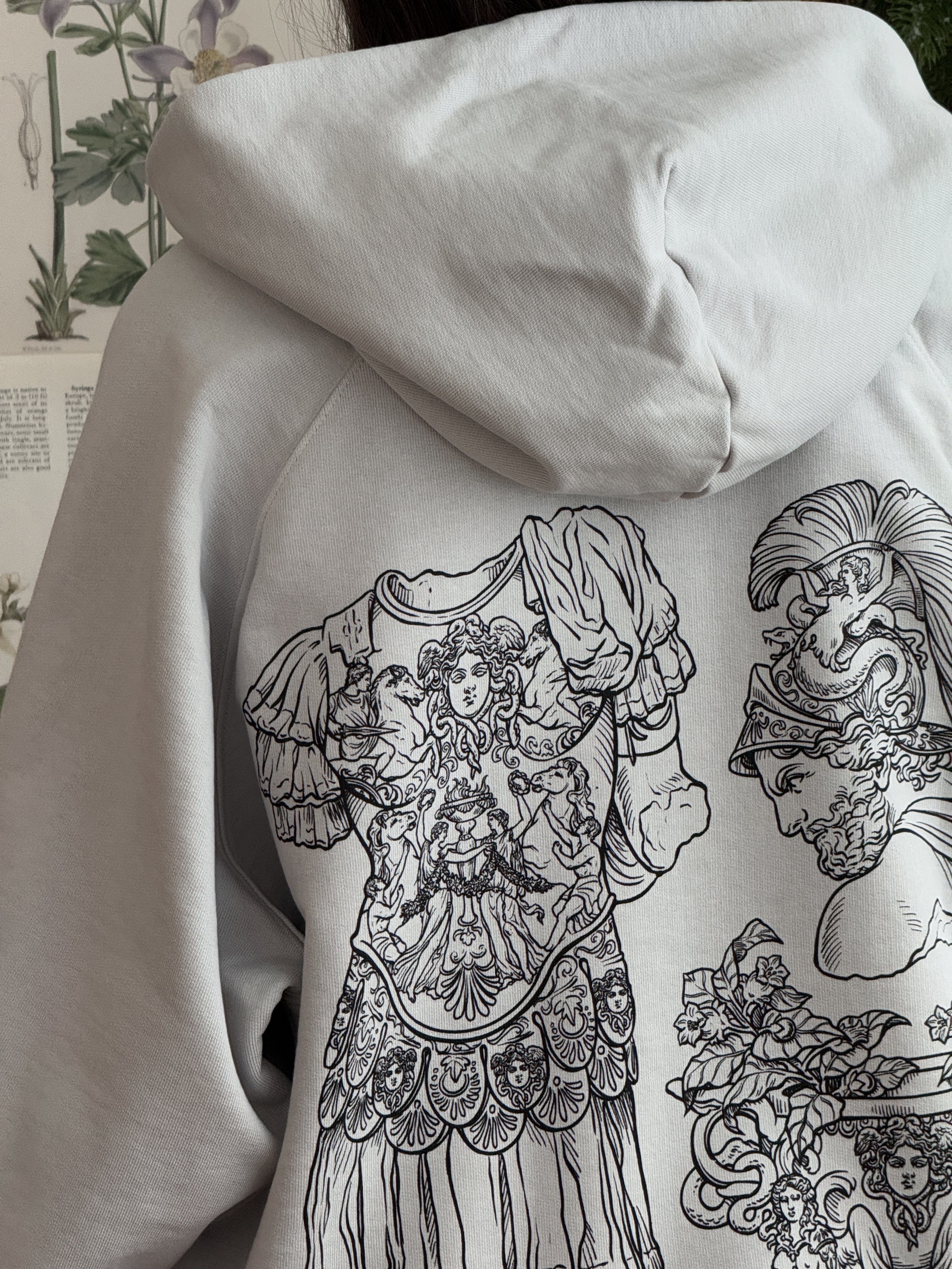 Hoodie Belona© (Disponible Domingo 7)